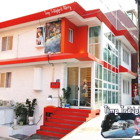 Time Travelers Party Hostel In Hongdae-2